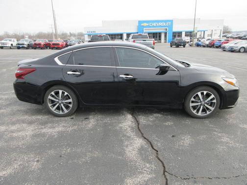 2017 Nissan Altima 2.5 SR