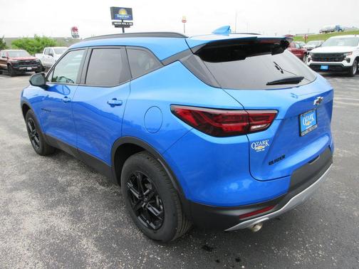 Rip Tide Blue 2024 Chevrolet Blazer LT