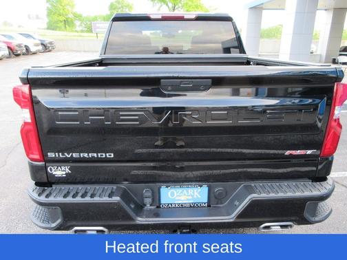 Mosaic Black Metallic 2021 Chevrolet Silverado 1500 RST