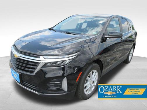 Mosaic Black Metallic 2024 Chevrolet Equinox LT