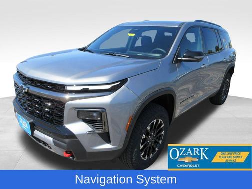 Sterling Gray Metallic 2026 Chevrolet Traverse Z71
