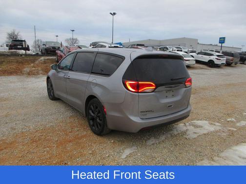 2019 Chrysler Pacifica Touring Plus
