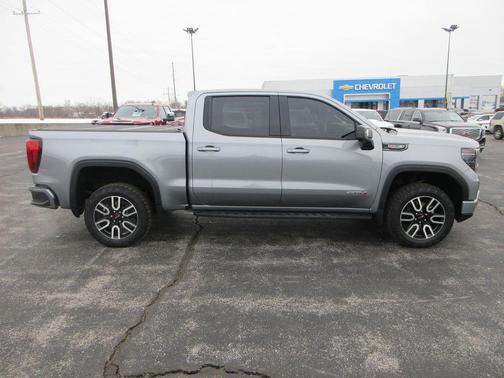 2023 GMC Sierra 1500 AT4