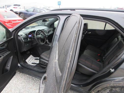 2022 Chevrolet Equinox FWD RS