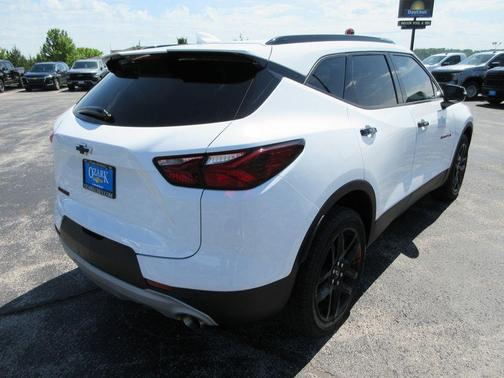 Summit White 2021 Chevrolet Blazer 2LT