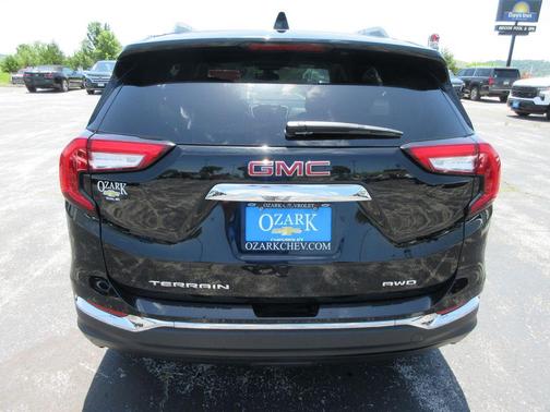 Ebony Twilight Metallic 2024 GMC Terrain SLT