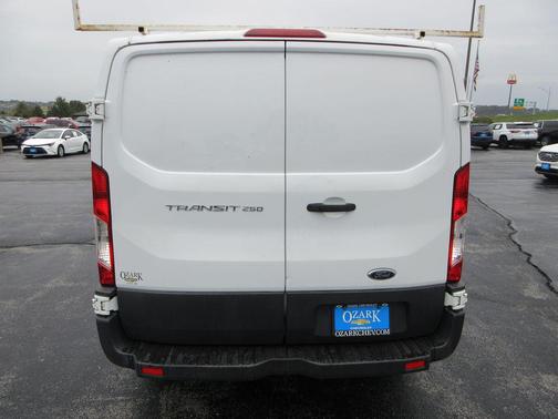 2015 Ford Transit-250 Base