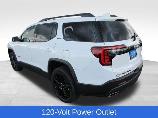 Summit White 2023 GMC Acadia SLE