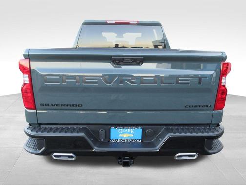 Cypress 2026 Chevrolet Silverado 1500 Custom Trail Boss