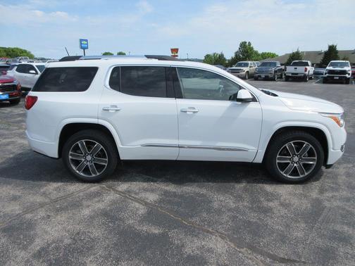 Summit White 2019 GMC Acadia Denali