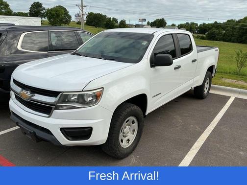 Summit White 2017 Chevrolet Colorado WT