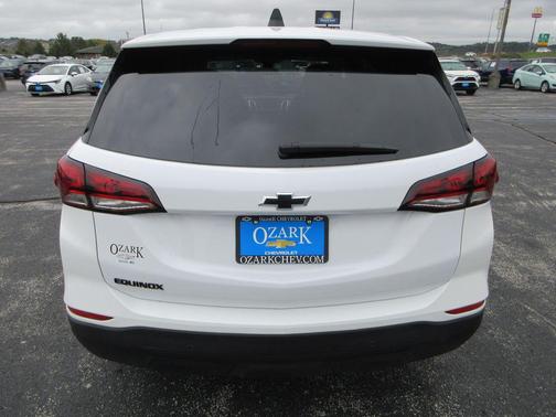 2023 Chevrolet Equinox LS