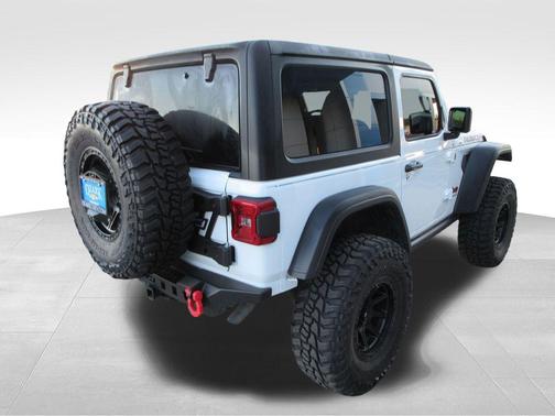 Bright White Clearcoat 2024 Jeep Wrangler Rubicon