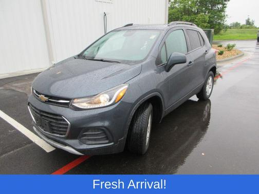 Shadow Gray Metallic 2021 Chevrolet Trax LT