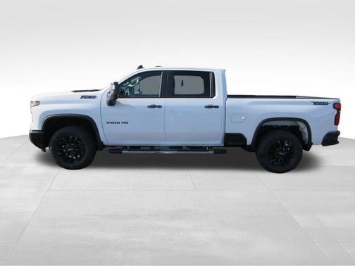 2026 Chevrolet Silverado 3500 LT