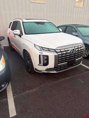 Hyper White 2023 Hyundai PALISADE Calligraphy