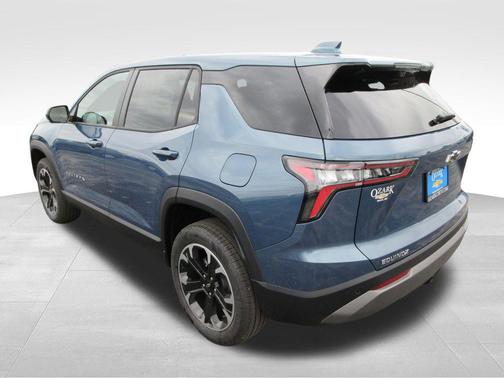 Lakeshore Blue Metallic 2026 Chevrolet Equinox LT