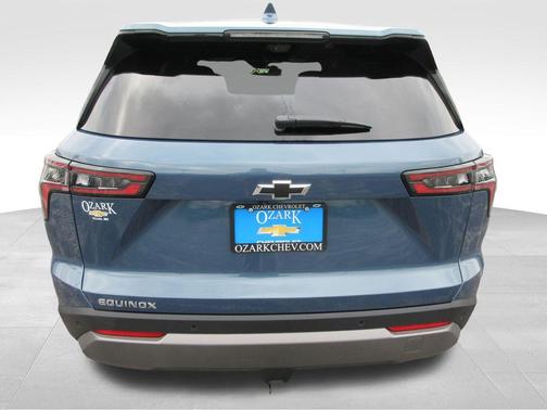 Lakeshore Blue Metallic 2026 Chevrolet Equinox LT