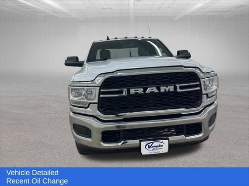 2022 RAM 2500 Tradesman Regular Cab 4x4 8' Box