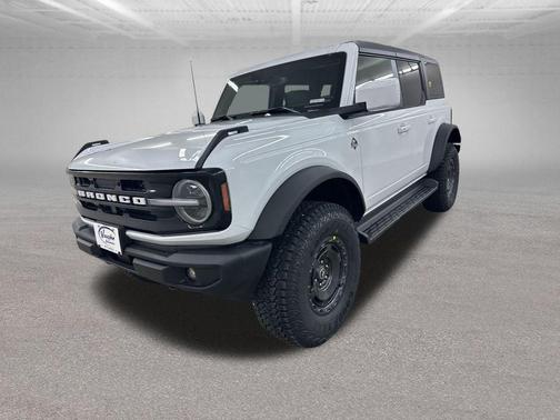 Oxford White 2025 Ford Bronco Outer Banks