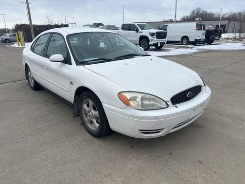 2004 Ford Taurus SES