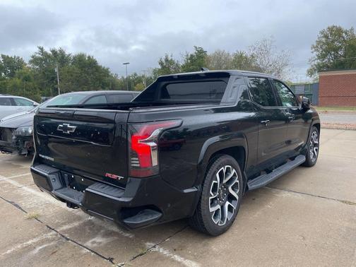 2024 Chevrolet Silverado EV First-Edition RST 4WD