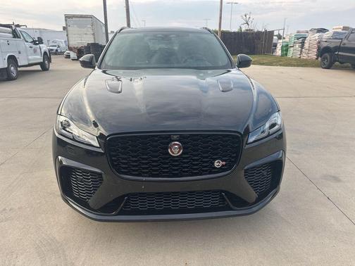 2023 Jaguar F-PACE SVR P550 AWD Automatic