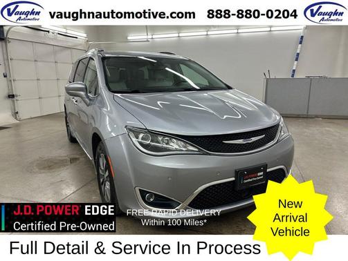 Billet Silver Metallic Clearcoat 2020 Chrysler Pacifica Touring-L Plus