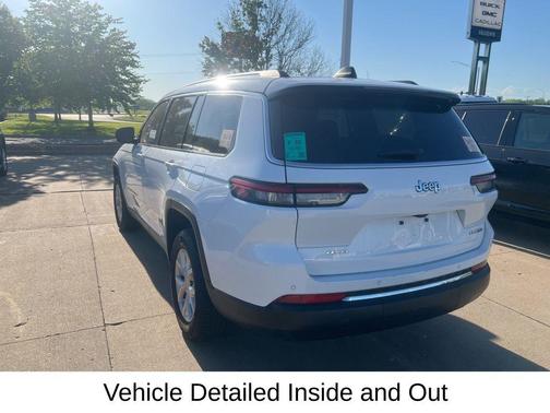 Bright White Clearcoat 2023 Jeep Grand Cherokee L Limited