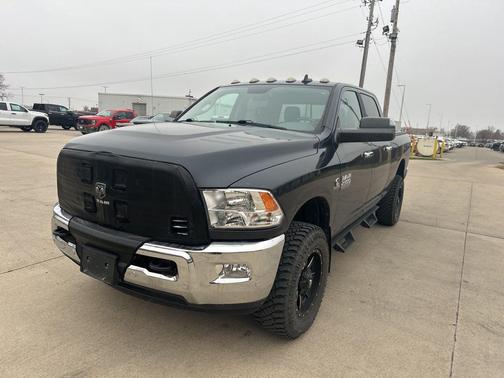 2018 RAM 2500 Big Horn Crew Cab 4x4 6'4' Box