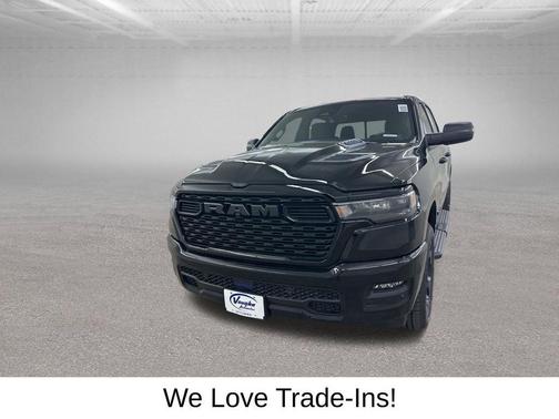 Diamond Black Crystal Pearlcoat 2026 RAM 1500 Express
