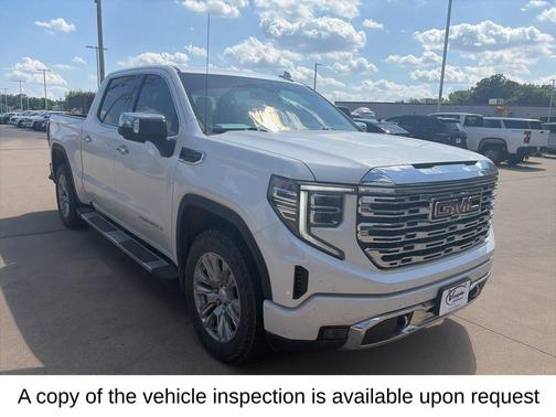 White Frost Tricoat 2022 GMC Sierra 1500 Denali