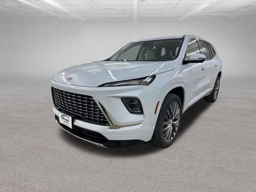 Iridescent White Tricoat 2026 Buick Enclave Avenir FWD