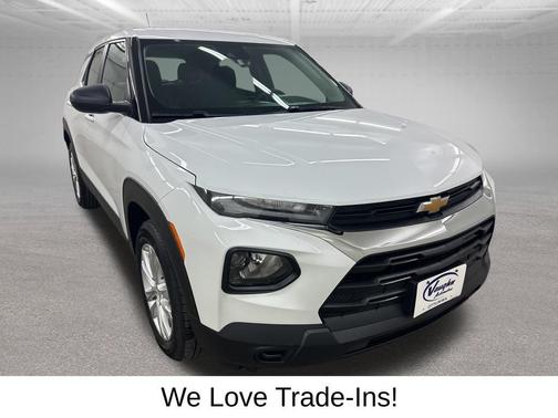 Summit White 2023 Chevrolet Trailblazer LS