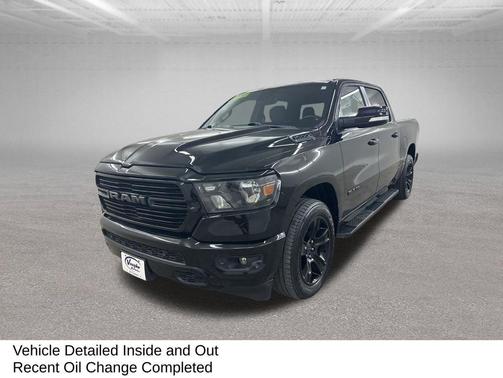 Diamond Black Crystal Pearlcoat 2020 RAM 1500 Big Horn/Lone Star