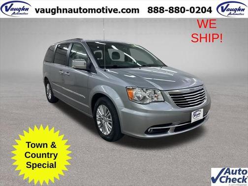 2016 Chrysler Town & Country Touring-L