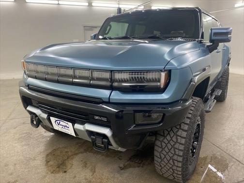 2024 GMC HUMMER EV SUV 3X