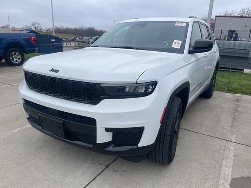 2024 Jeep Grand Cherokee L Altitude