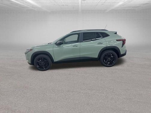 Cacti Green 2026 Chevrolet Trax FWD ACTIV