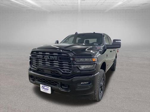 2025 RAM 2500 Big Horn Crew Cab 4x4 6'4' Box