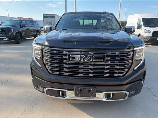 Onyx Black 2025 GMC Sierra 1500 Denali Ultimate