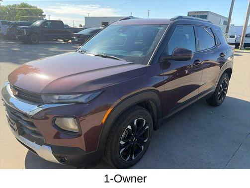 Mahogany Red Metallic 2022 Chevrolet Trailblazer LT