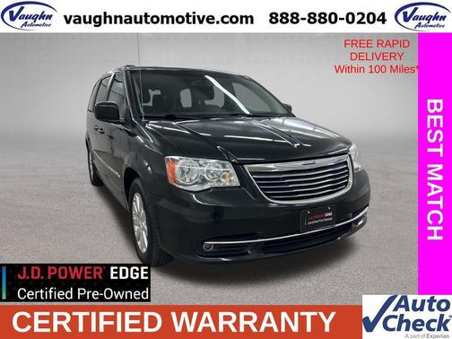 2016 Chrysler Town & Country Touring