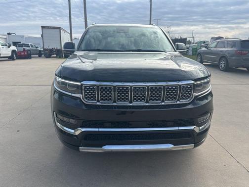 2022 Jeep Grand Wagoneer Series II 4x4