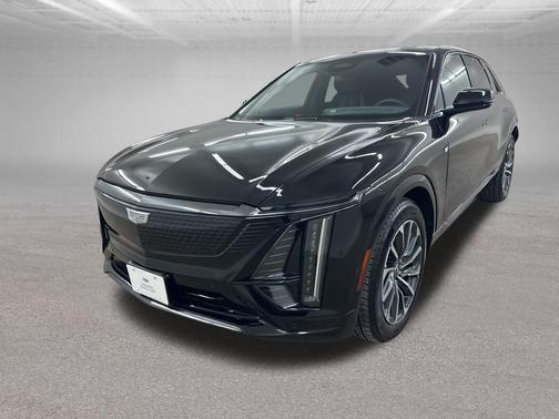 2025 Cadillac LYRIQ Sport