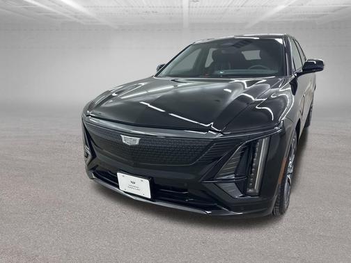 2025 Cadillac LYRIQ Sport