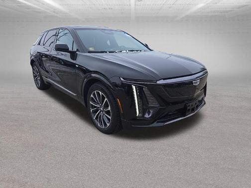 2025 Cadillac LYRIQ Sport