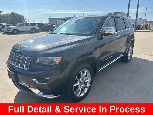 2016 Jeep Grand Cherokee Summit