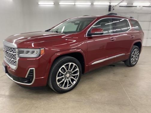 2020 GMC Acadia Denali
