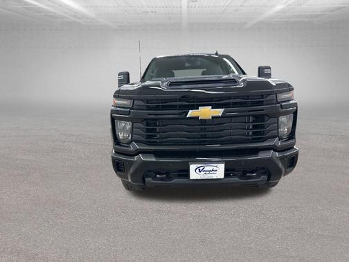 2025 Chevrolet Silverado 2500 Custom